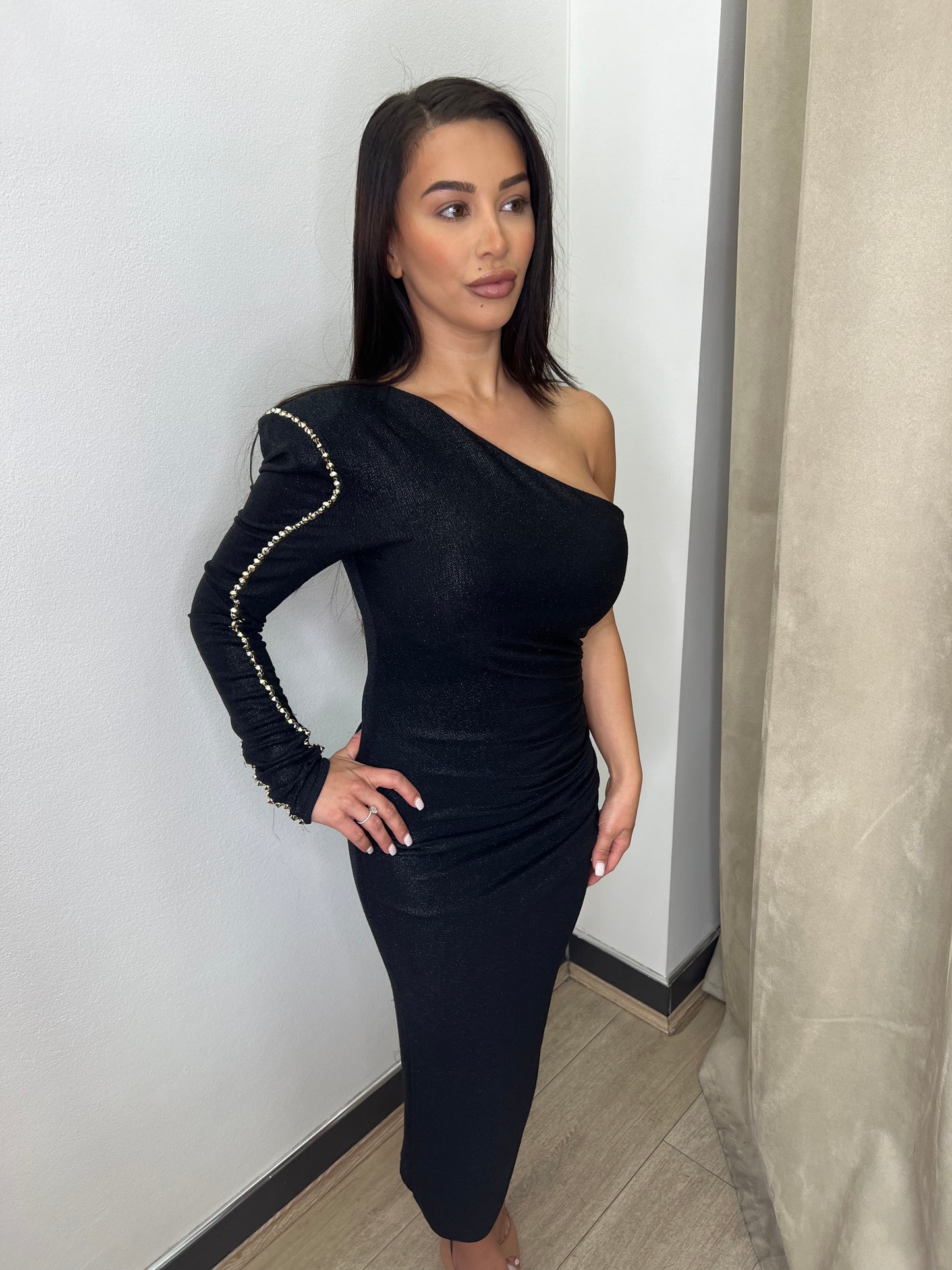 Meraki Artine One Shoulder Midi Dress - Black