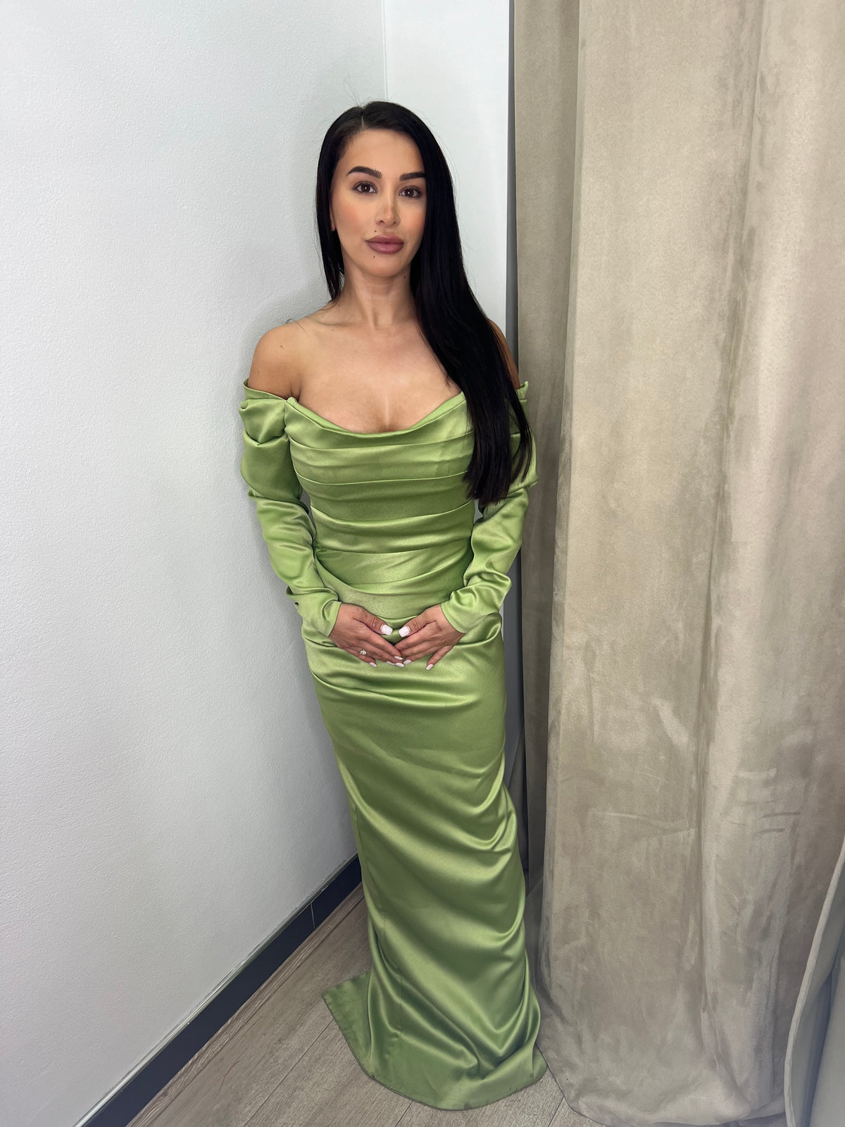 Mara Off Shoulder Gown In Green